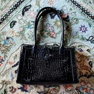 LIZ CLAIBORNE Hand Bag Faux Alligator/Croc Patent Leather Black
